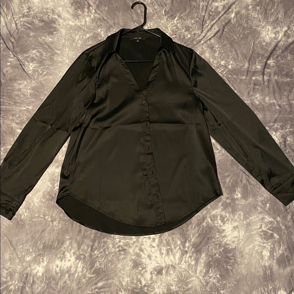 Love Tree Classic Black Top